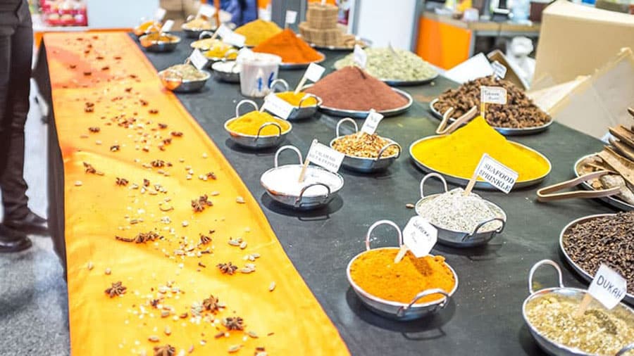 spices_in_the_table