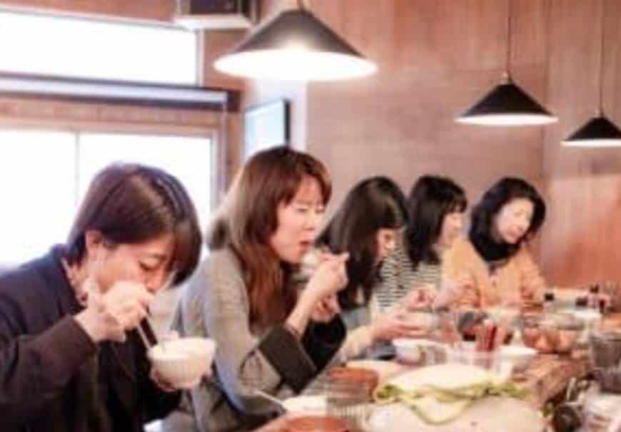 japanese women eating in silence
